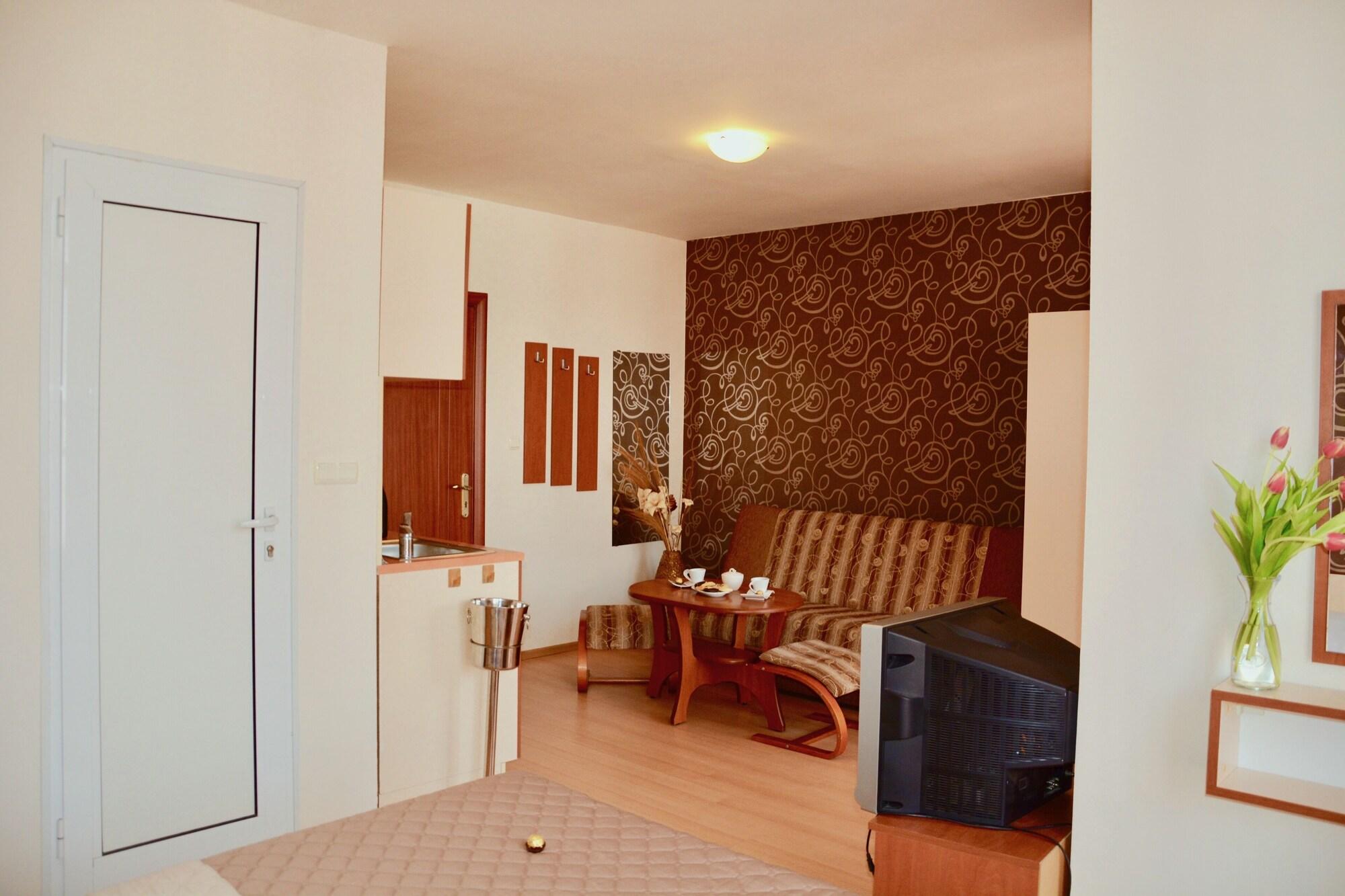 Rainbow 2 Holiday Complex Σάνι Μπιτς Εξωτερικό φωτογραφία